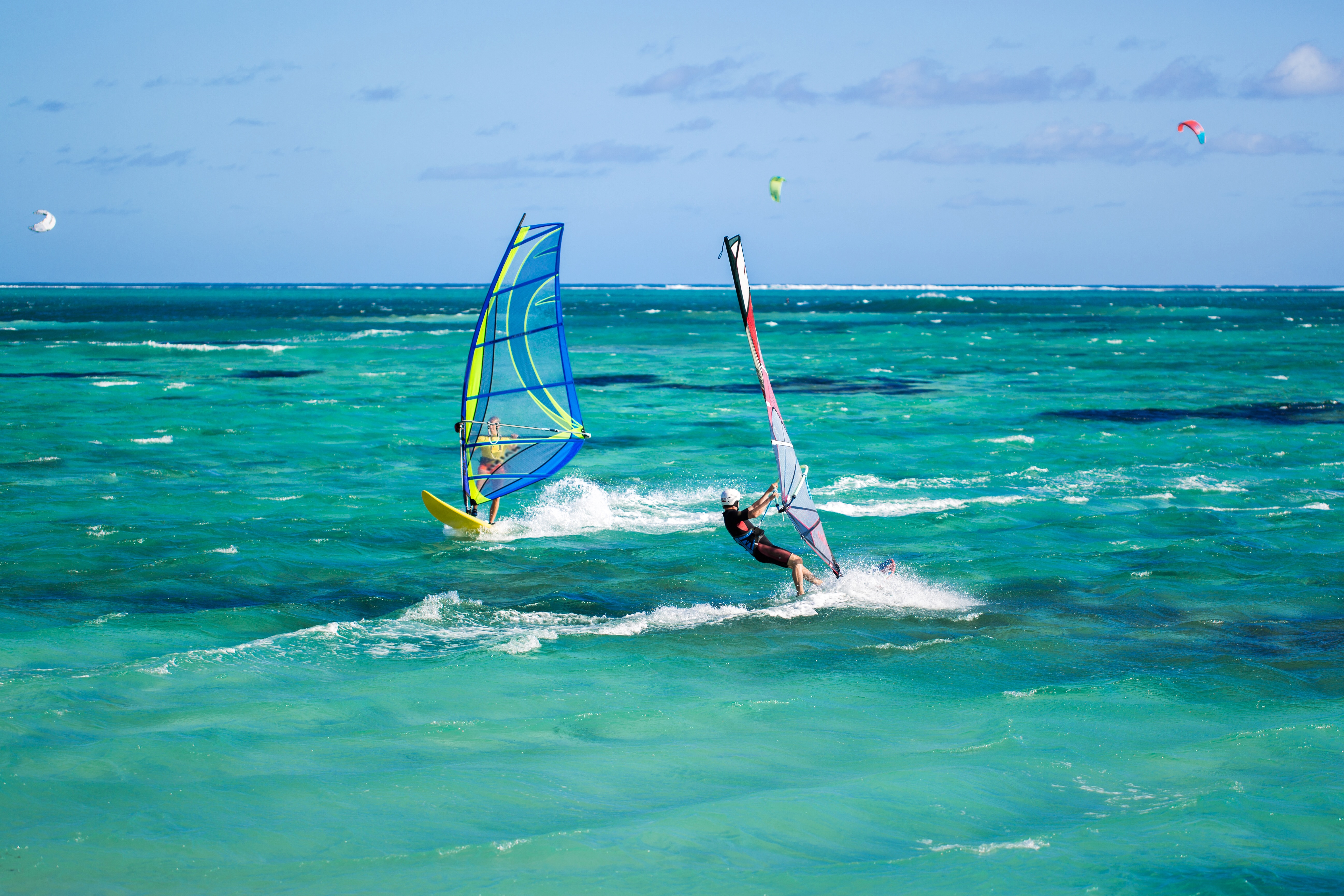 How to Become a Windsurfing Instructor (2026 Guide)